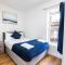Stylish 2 bedroom apartment next to Train Station - 迪斯伯里