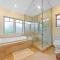 Venice Home with Game Room, Theater, Pool and Spa - Los Angeles