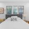 Venice Home with Game Room, Theater, Pool and Spa - Los Angeles