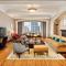 Jin Jiang Hotel Shanghai - historical hotel in the city-center of Huaihai shopping area and convenient access to metro lines