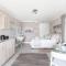 Bay Beach Vista-Two Suites with Deck and Sea views - 西蒙镇