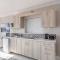 Bay Beach Vista-Two Suites with Deck and Sea views - 西蒙镇