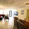 Alexander 1211 Beachfront Condo with Direct Beach Access, 2 Pools, Sauna, Gym