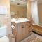 SPT704 Springs Towers Oceanfront 3BR/2B Pool Fitness Room - 默特尔比奇