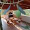 HOLIDAY HOUSE Ose