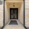 MAGNITO Mini-Mansion at IAH with pool & gym - همبل
