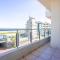 2 Bedroom Oceanfront Apartment with Sea Views - Kapské Město