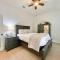 Elegant Conroe Getaway with Game Room & BBQ - Conroe
