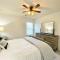 Elegant Conroe Getaway with Game Room & BBQ - Conroe