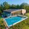 Stylish Bungalow with Pool Stylish Bungalow with Pool