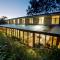 Lands Edge Harbour Lodge