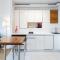 LazyNest - Modern Apartment with Parking & Balcony - Bukurešť