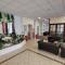Heathlands Hotel