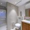 Spectacular 3 & Half BR in Downtown ,Burj Khalifa View - Dubaj