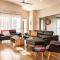 Vintners - spacious, 2 bdrm wings, nature setting