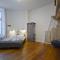 Courtyard Apartment (LIALI)