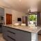 RIVERSIDE RETREAT (SEYCHELLES)