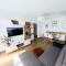 Panoramic City View Apartment