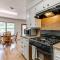 2 Mi to Kyle Field Bryan Home with Fenced Yard - Bryan
