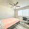 New Family Home with Patio & Yard! - 斯托克顿 New Family Home with Patio & Yard! - 斯托克顿