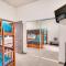 Game Room, Hot Tub and Mtn View Bonney Lake Retreat