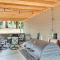 Game Room, Hot Tub and Mtn View Bonney Lake Retreat