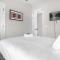 Super Lux 4BR Townhouse - 1 Mile from Disney World- Resort Pool & Jacuzzi , Gym, with Enchanted Garden - أورلاندو