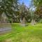 Super Lux 4BR Townhouse - 1 Mile from Disney World- Resort Pool & Jacuzzi , Gym, with Enchanted Garden - أورلاندو