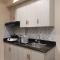 2BR Charming Condo near Session road and Sm Goshenland Towers - Baguio