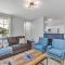 2 Bedroom Vacation Condo (2011)