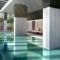 Gorgeous City Views 71st Floor 3BR Apartment with Pool and Gym
