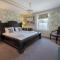One Holyrood Hotel & Cafe