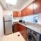 Cosy Modern Studio with Lake View and Rooftop Pool in JLT Dubai - Dubaj