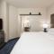 Hotel Renovo Des Moines Urbandale,Tapestry Collection Hilton
