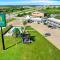 Quality Inn & Suites Port Lavaca near Lighthouse Beach - Port Lavaca
