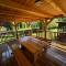 Mountain Cabin Retreat - Terrace, BBQ, Hot Tub