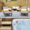 Luxury Cotswolds Cottage with Hot Tub - Winchcombe