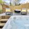 Luxury Cotswolds Cottage with Hot Tub - Winchcombe