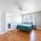 Luxurious 3 bedroom near downtown and convention center