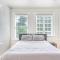 2 bedroom unit near downtown