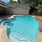 MAGNITO Mini-Mansion at IAH with pool & gym - همبل