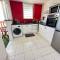 EBT House, appartement, jacuzzi vue mer, 10 min aéroport et port - Baimbridge