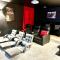 Maidstone Villa 8BR Sleeps 16