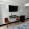 Palm Inn - Newly Renovated Rooms