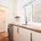 Quaint Victorian Cottage great transport to London Pass The Keys - 泰丁敦