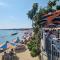 Melania Modern Apart with pool near CORAL BAY, Pafos