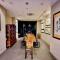 Sky Suites 2BR 2 Baths with Parking - Kampong Sembulan