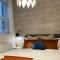The Panoramic - Beach Front Apt - No Guest Fees