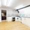 4 Bed Apartment- With Cosy Pub - Food/Drink 10%off