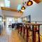 Mumbles Cottage & Stunning Ocean Views - Sleeps 4